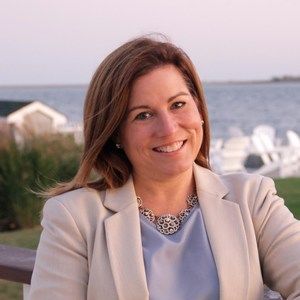 Meet your Posher, Jennifer